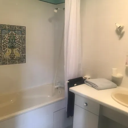 Semesterbostad Chateau De Presque