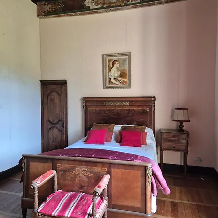 Semesterbostad Chateau De Presque *