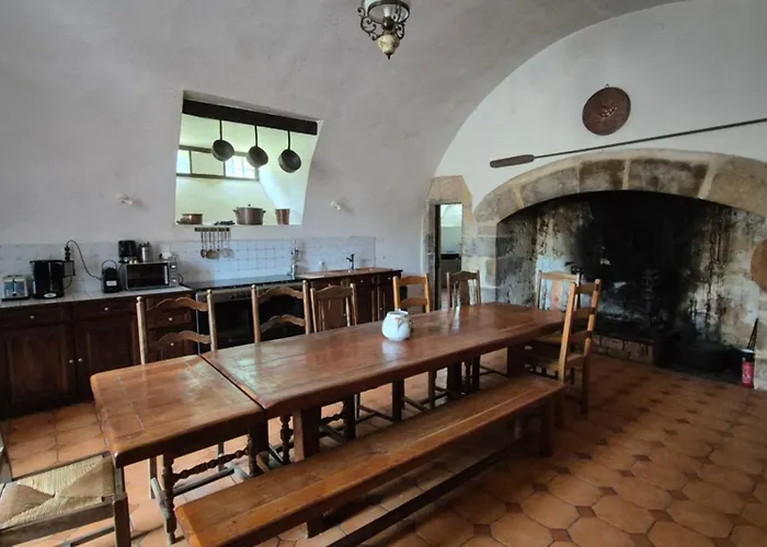 Chateau De Presque בית נופש