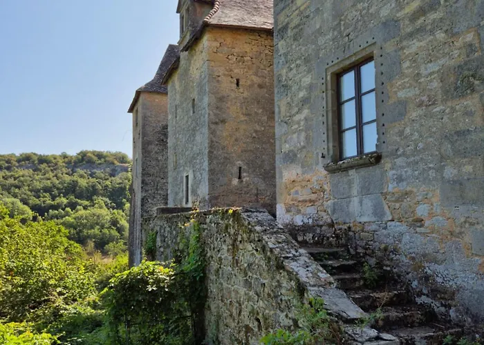 בית נופש Chateau De Presque *