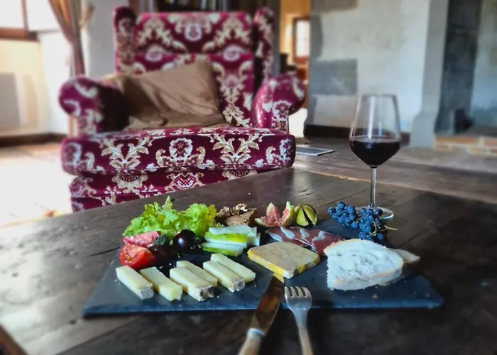 בית נופש Chateau De Presque *