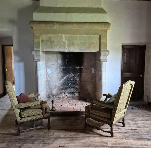 Chateau De Presque בית נופש *