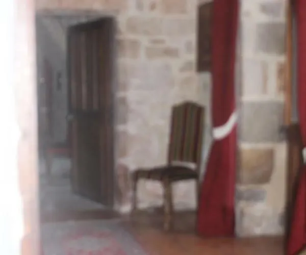 Chateau De Presque בית נופש