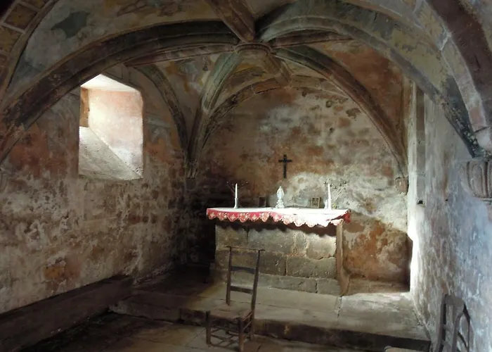 Chateau De Presque Saint-Médard-de-Presque