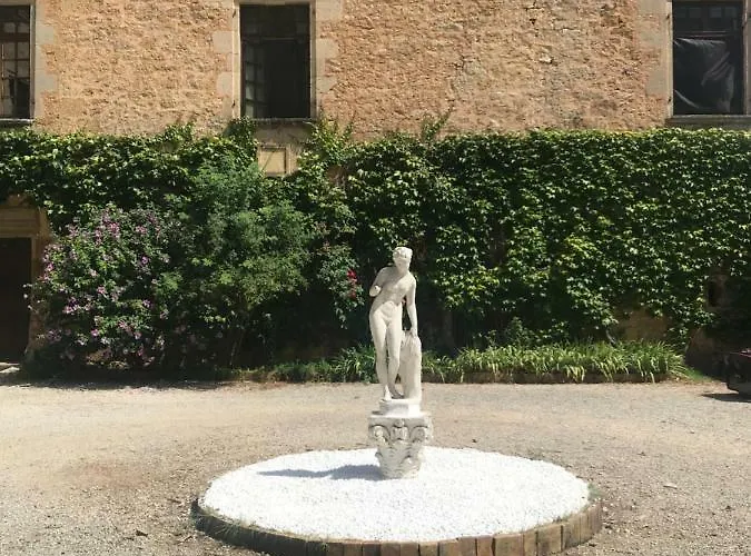 Chateau De Presque בית נופש