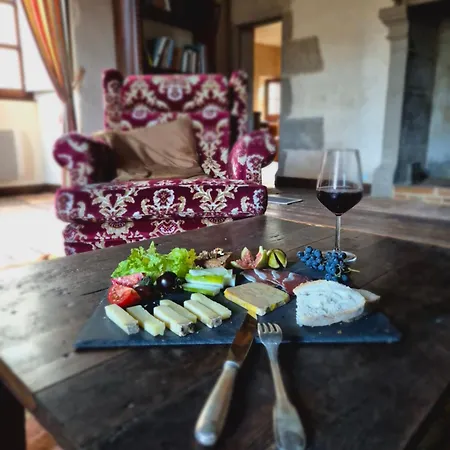 Hébergement de vacances Chateau De Presque *