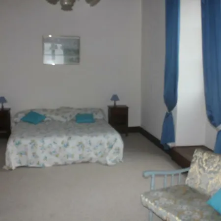 Ferienhaus Chateau De Presque Saint-Médard-de-Presque