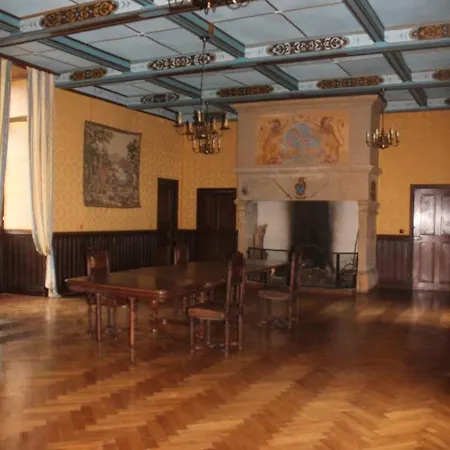 Chateau De Presque